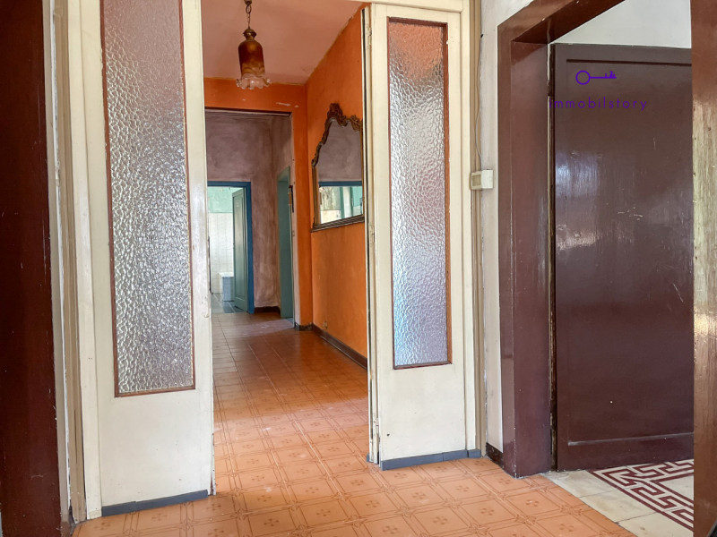 Appartamento 140 mq – Ultimo piano – No condominio – Da ristrutturare

Nel pieno centro di Galzig...