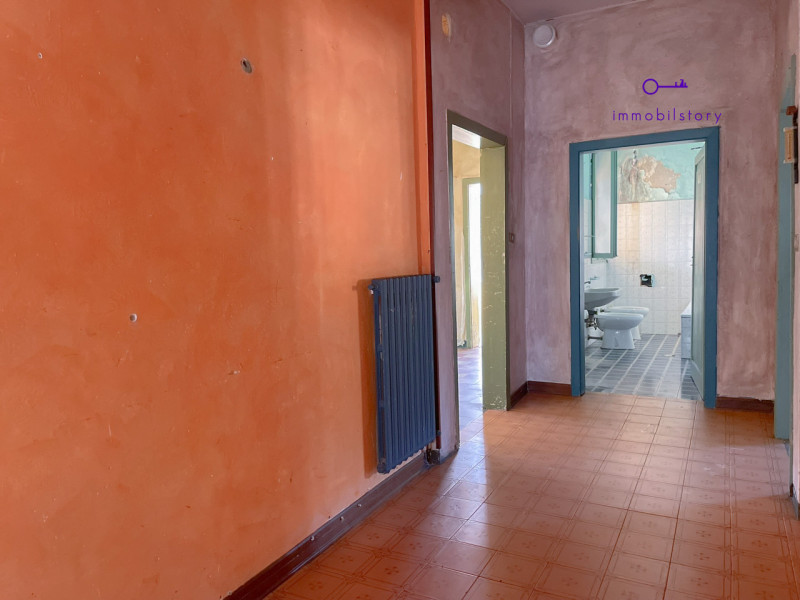 Appartamento 140 mq – Ultimo piano – No condominio – Da ristrutturare

Nel pieno centro di Galzig...