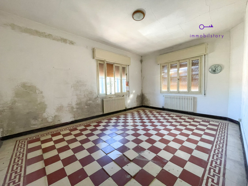 Appartamento 140 mq – Ultimo piano – No condominio – Da ristrutturare

Nel pieno centro di Galzig...