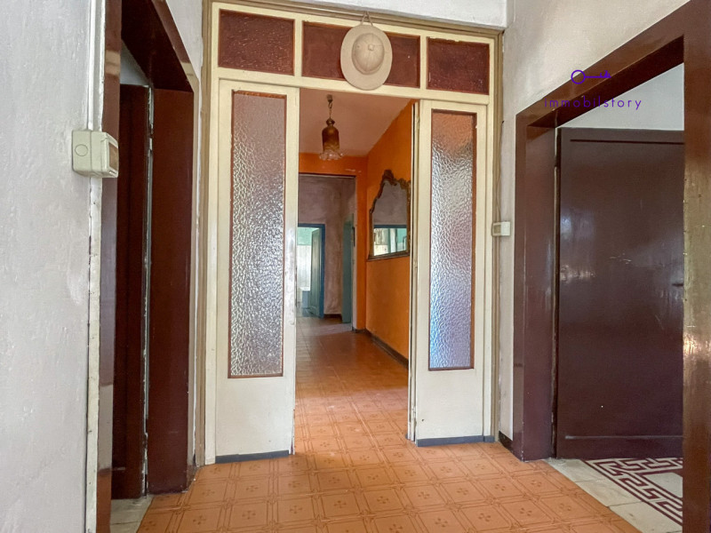 Appartamento 140 mq – Ultimo piano – No condominio – Da ristrutturare

Nel pieno centro di Galzig...