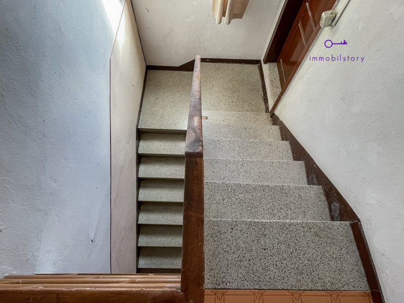 Appartamento 140 mq – Ultimo piano – No condominio – Da ristrutturare

Nel pieno centro di Galzig...