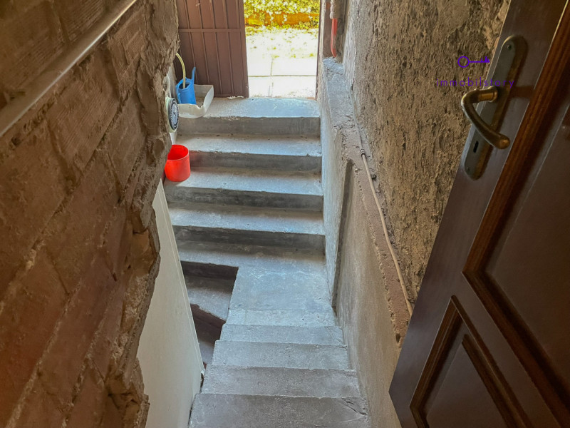 Appartamento 140 mq – Ultimo piano – No condominio – Da ristrutturare

Nel pieno centro di Galzig...