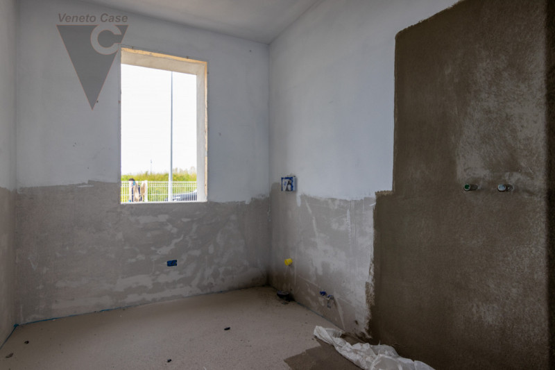 Dove ci troviamo?   
Alle porte del centro di Legnaro, su nuovo quartiere residenziale in via di ...