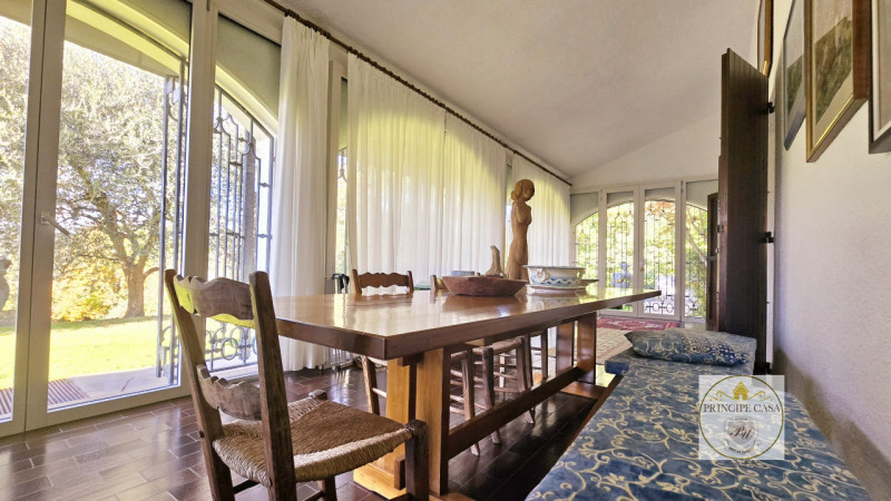 Rif. S401 - Incastonata all'interno del gradevole panorama dei Colli Euganei, a pochi minuti dal ...