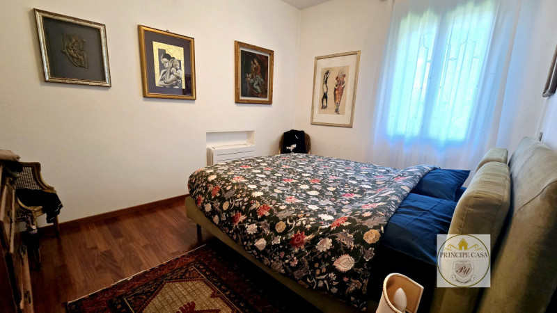 Rif. S401 - Incastonata all'interno del gradevole panorama dei Colli Euganei, a pochi minuti dal ...