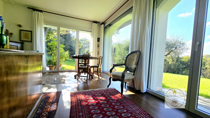 Rif. S401 - Incastonata all'interno del gradevole panorama dei Colli Euganei, a pochi minuti dal ...