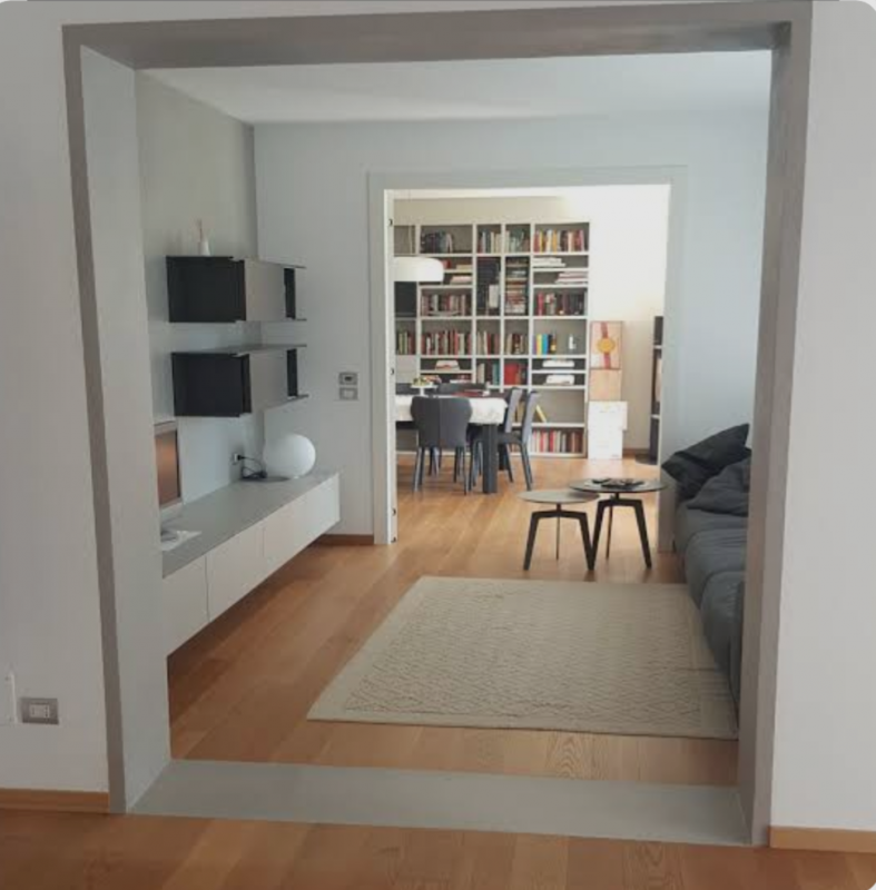 CONSEGNA PREVISTA META DICEMBRE.
In vendita un affascinante appartamento quadrilocale situato nel...