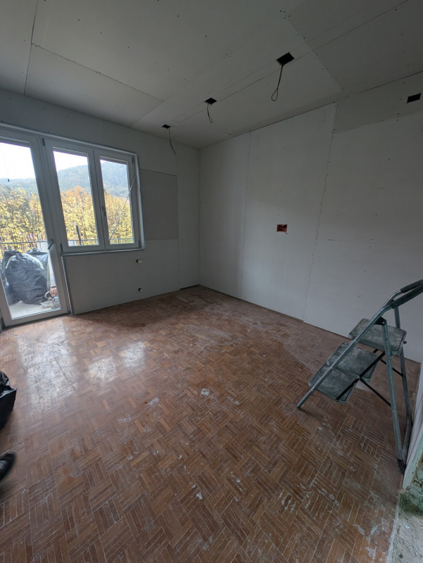 CONSEGNA PREVISTA META DICEMBRE.
In vendita un affascinante appartamento quadrilocale situato nel...