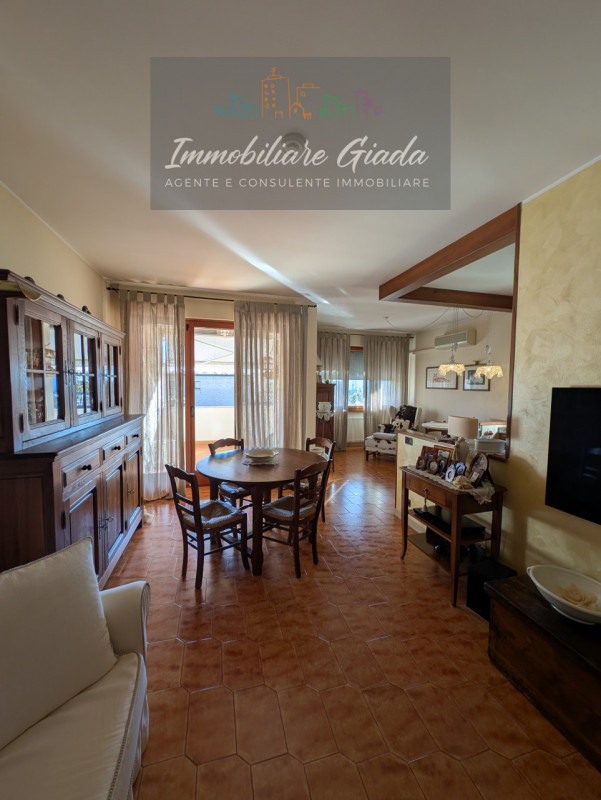 In vendita a Cordignano, nel cuore di un contesto residenziale elegante e tranquillo, proponiamo ...