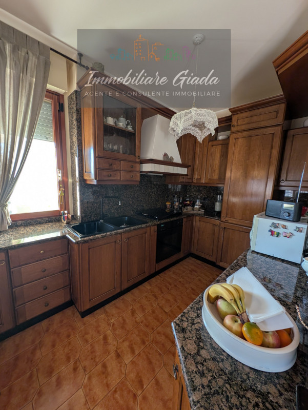 In vendita a Cordignano, nel cuore di un contesto residenziale elegante e tranquillo, proponiamo ...