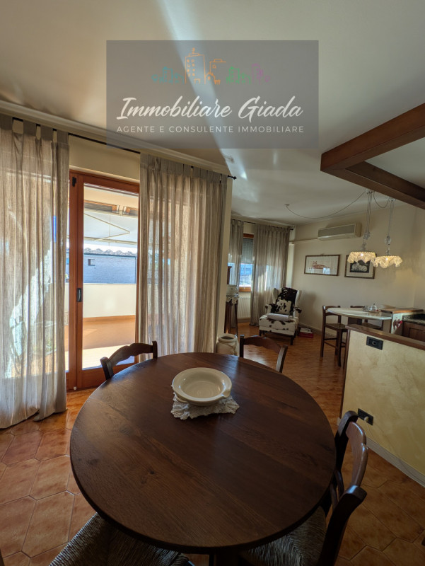 In vendita a Cordignano, nel cuore di un contesto residenziale elegante e tranquillo, proponiamo ...