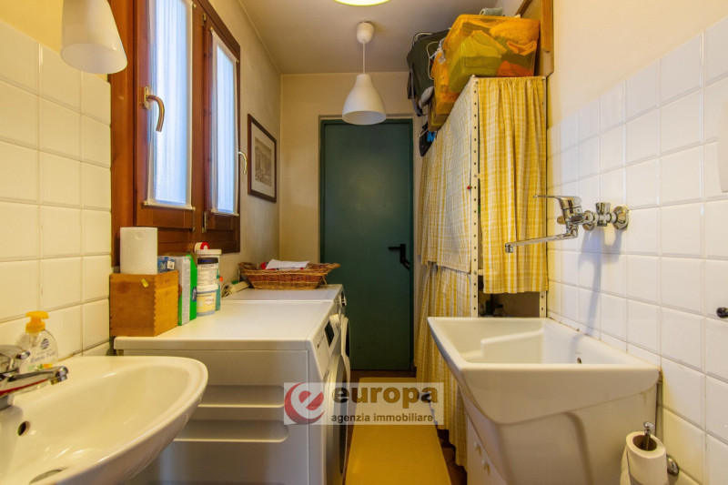 INFORMAZONI RISERVATE SOLO SU APPUNTAMENTO.
Nel contesto dell'antica "VILLA ANGARAN", sorta alla ...