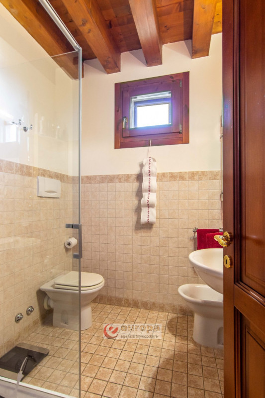 INFORMAZONI RISERVATE SOLO SU APPUNTAMENTO.
Nel contesto dell'antica "VILLA ANGARAN", sorta alla ...