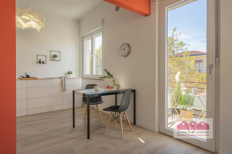 ZONA SANT’ANDREA: APPARTAMENTO TRICAMERE APPENA RISTRUTTURATO, CON DUE BAGNI, CANTINA, GARAGE ED ...