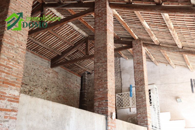 MOLINA DI MALO: meraviglioso RUSTICO immerso in ampio parco privato, ubicato in ottima posizione ...