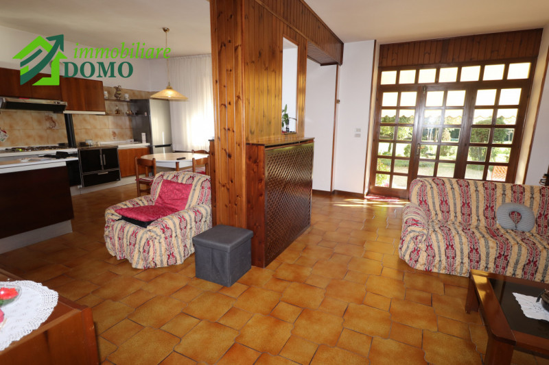 MOLINA DI MALO: meraviglioso RUSTICO immerso in ampio parco privato, ubicato in ottima posizione ...