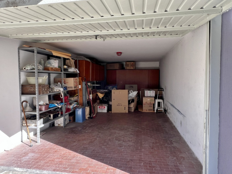 TRICAMERE BISERVIZI DA RIMODERNARE IN OTTIMO CONTESTO A VICENZA SANTA BERTILLA - Rif. 8312
Scopri...