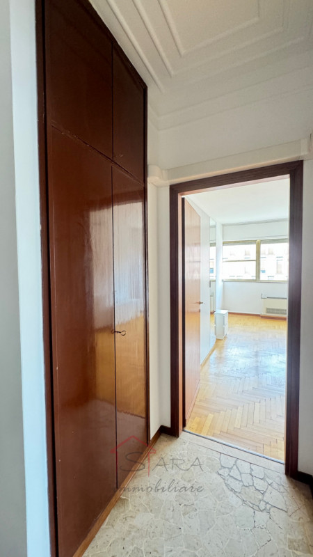 PADOVA - LARGO EUROPA
N. 3 APPARTAMENTI DI 200 MQ CIASCUNO PER INVESTIMENTO - GIA' LOCATI A STUDE...