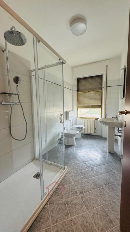 PADOVA - LARGO EUROPA
N. 3 APPARTAMENTI DI 200 MQ CIASCUNO PER INVESTIMENTO - GIA' LOCATI A STUDE...