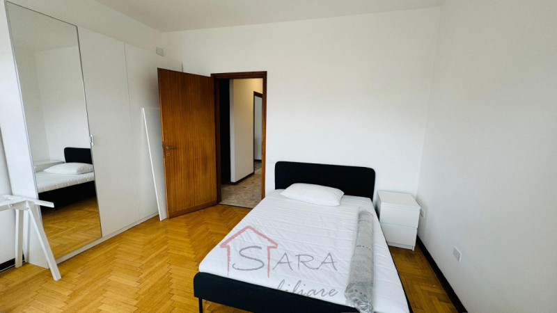 PADOVA - LARGO EUROPA
N. 3 APPARTAMENTI DI 200 MQ CIASCUNO PER INVESTIMENTO - GIA' LOCATI A STUDE...