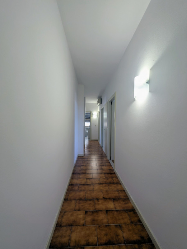 BOZZAAAAA NOPN GIRARE  SCHIO - SS. Trinità - Casa indipendente composta da due appartamenti oltre...