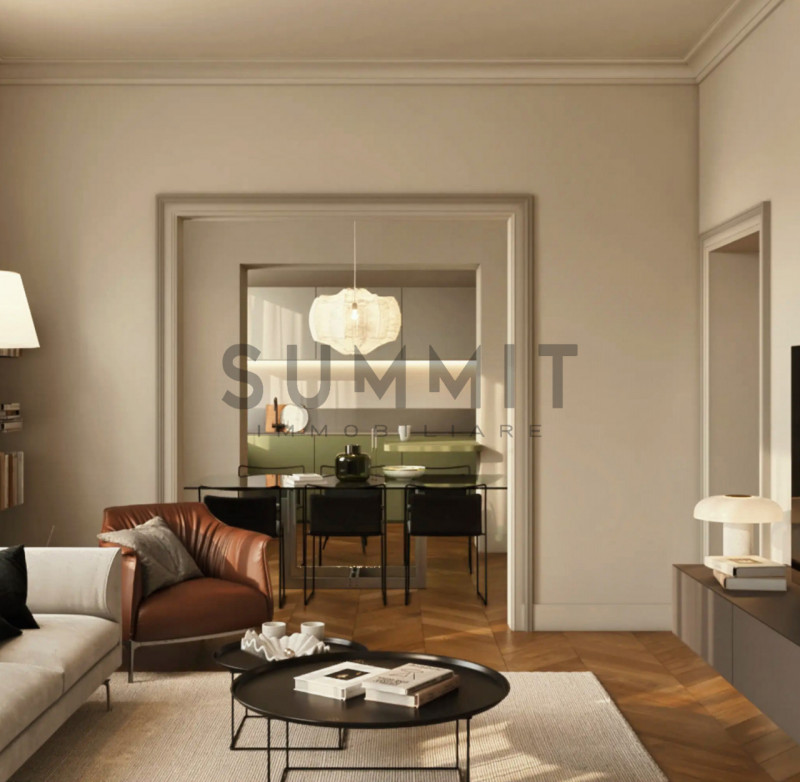 SCHIO - Quartiere A. Rossi: stupendo appartamento TRICAMERE di mq. 195 da ristrutturare, sviluppa...