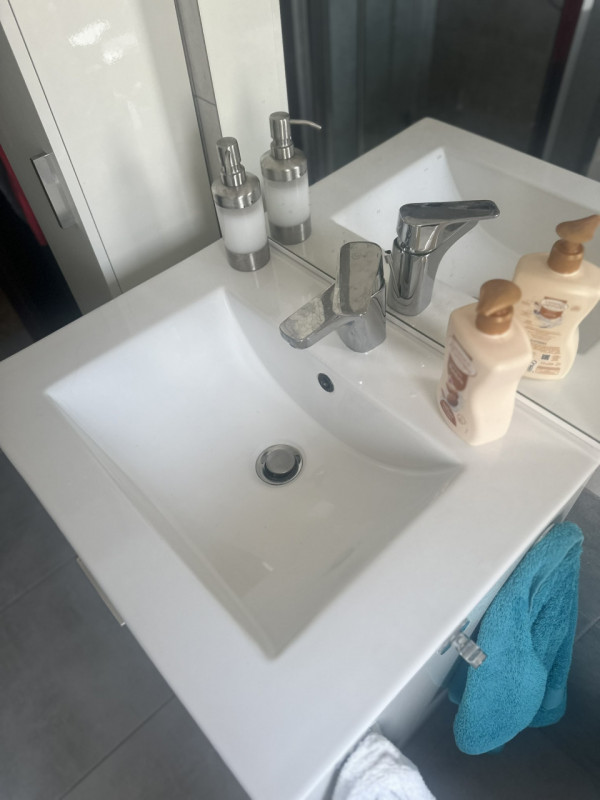 Zona Facciolati disponibile stanza singola per studentessa o lavoratrice in appartamento con altr...
