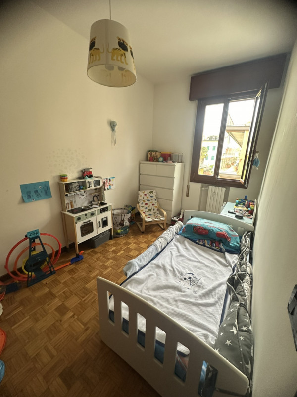 Zona Facciolati disponibile locazione a studentessa stanza matrimoniale in condivisione con altra...