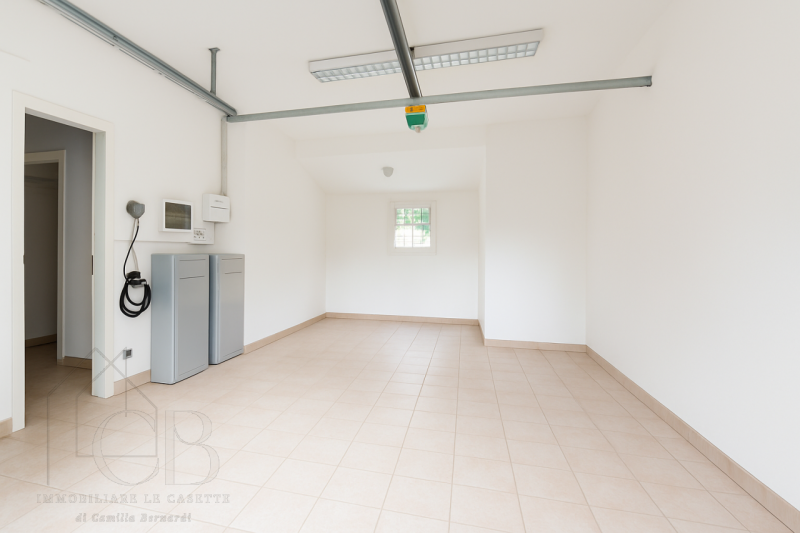 Splendida villa monofamiliare moderna e curata nei minimi dettagli, caratterizzata da uno stile a...