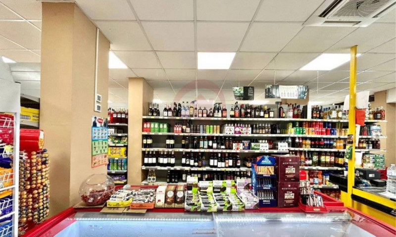 GRANTORTO rif. C111: Casa su Misura ha il piacere di proporVi in vendita attività commerciale ali...