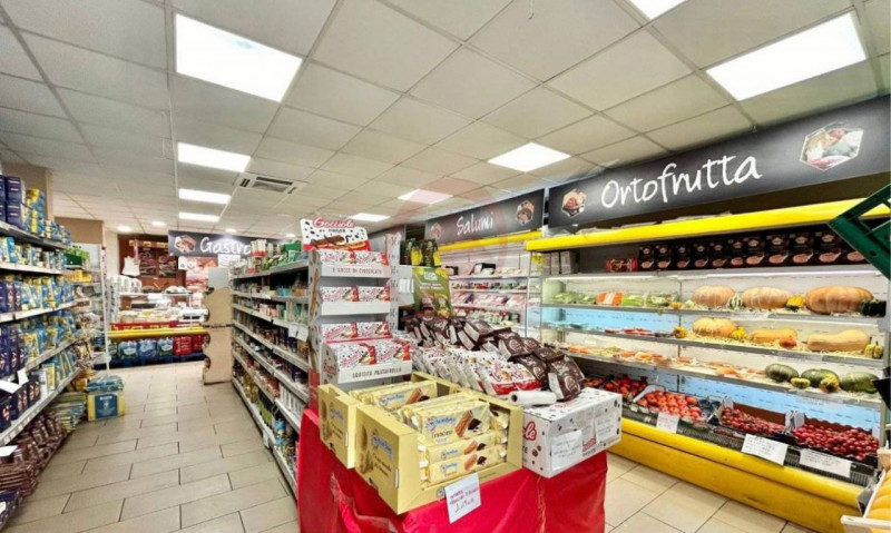 GRANTORTO rif. C111: Casa su Misura ha il piacere di proporVi in vendita attività commerciale ali...