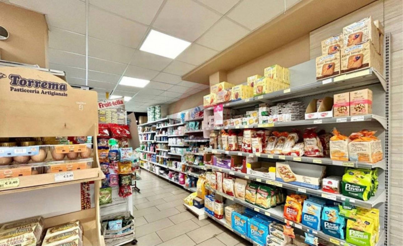 GRANTORTO rif. C111: Casa su Misura ha il piacere di proporVi in vendita attività commerciale ali...