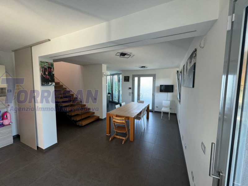 BAGNOLI DI SOPRA: 
Una posizione ideale per chi cerca silenzio e verde
Ciò che si fa amare partic...