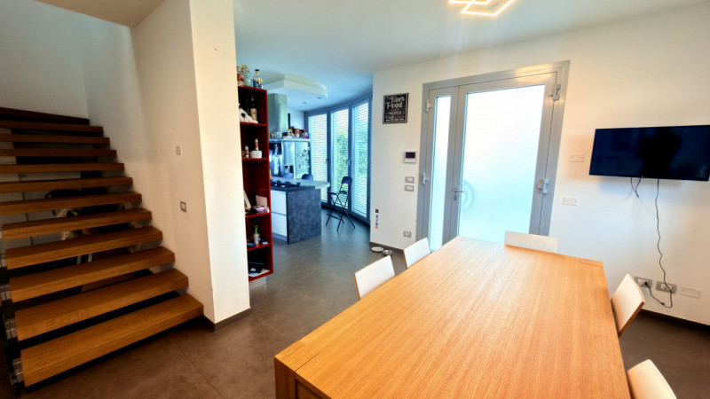 BAGNOLI DI SOPRA: 
Una posizione ideale per chi cerca silenzio e verde
Ciò che si fa amare partic...