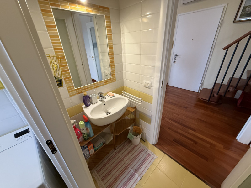 SOLO LAVORATORI REFERENZIATI CONTRATTO DI 1 ANNO Pianiga: Costruzione del 2013 appartamento duple...