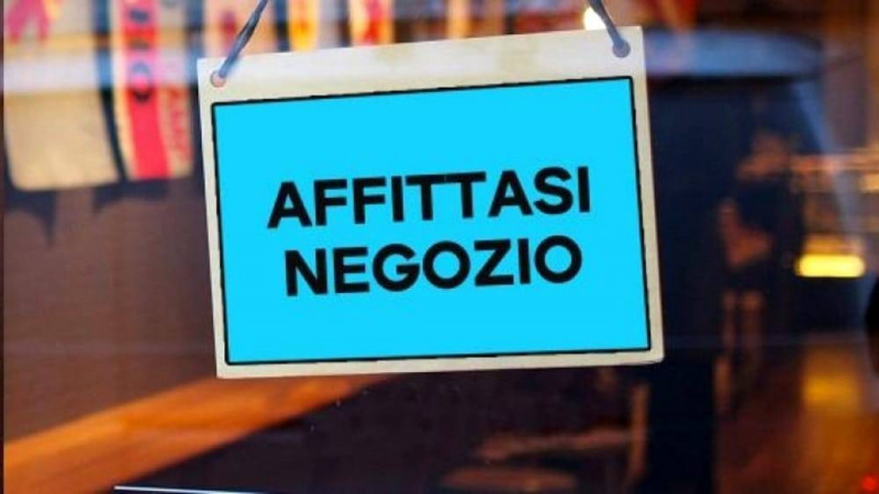 GRANTORTO rif. C110: Casa su Misura ha il piacere di proporVi in affitto negozio fronte strada co...