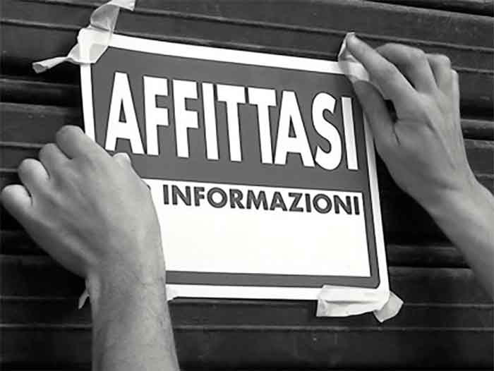 GRANTORTO rif. C110: Casa su Misura ha il piacere di proporVi in affitto negozio fronte strada co...
