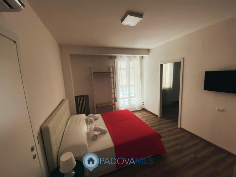 Immobile in esclusiva al Gruppo Padova MLS
PADOVA Zona Stazione. SOLO PER INVESTIMENTO LOCATO CON...