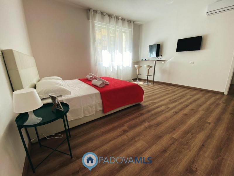 PADOVA Zona Stazione. SOLO PER INVESTIMENTO LOCATO CON DESTINAZIONE TURISTICA - RENDITA 10% Propo...