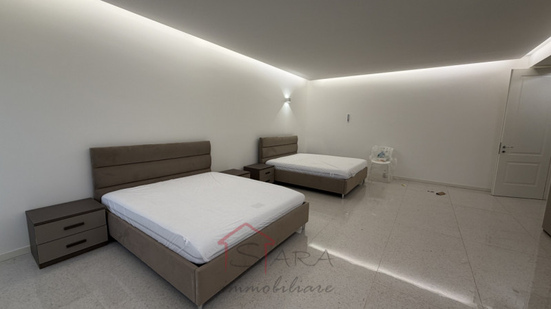 PADOVA – LARGO EUROPA

VIDEO COMPLETO NELL'ANNUNCIO 

AFFITTASI in appartamento al piano alto 

S...