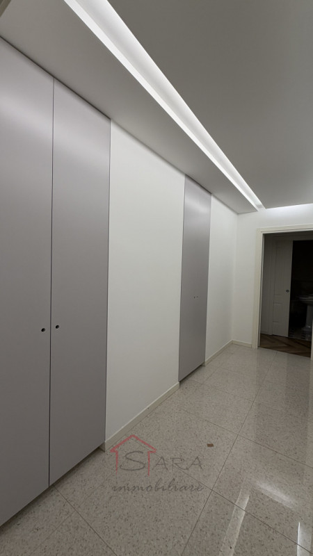 PADOVA – LARGO EUROPA

VIDEO COMPLETO NELL'ANNUNCIO 

AFFITTASI in appartamento al piano alto 

S...