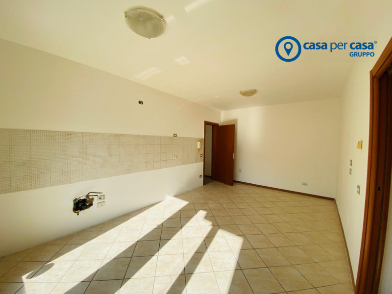 APPROVATO GRUPPO CASA PER CASA: VALUTATO, CONTROLLATO, GESTITO IN ESCLUSIVA!

ZONA:
L’immobile è ...