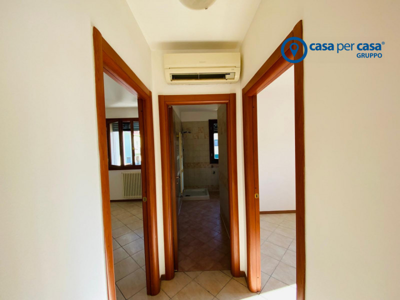 APPROVATO GRUPPO CASA PER CASA: VALUTATO, CONTROLLATO, GESTITO IN ESCLUSIVA!

ZONA:
L’immobile è ...