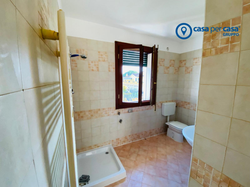 APPROVATO GRUPPO CASA PER CASA: VALUTATO, CONTROLLATO, GESTITO IN ESCLUSIVA!

ZONA:
L’immobile è ...