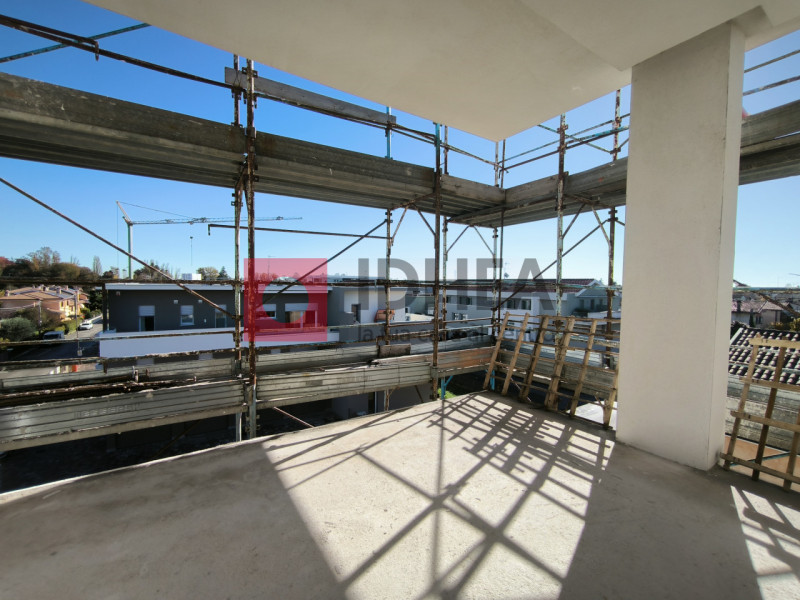 PREGANZIOL: CENTRO

Nel cuore di Preganziol, su recente e piacevole zona residenziale, proponiamo...