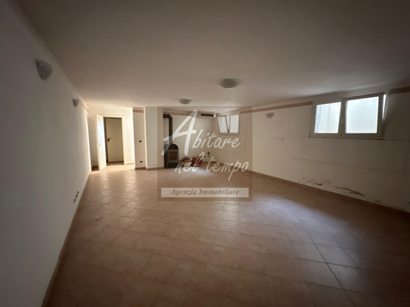 PADOVA (PD) - ZONA ARCELLA

Proponiamo in vendita un'elegante villa monofamiliare contemporanea, ...