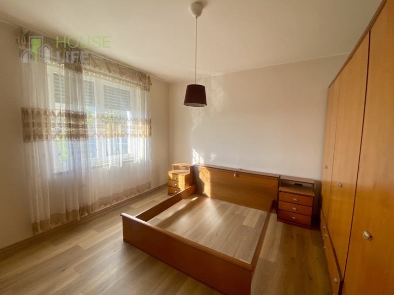 PIOVENE ROCCHETTE: APPARTAMENTO TRICAMERE recentemente ristrutturato al secondo piano in contesto...