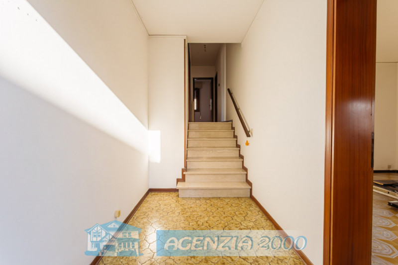 FINALMENTE AVRO' IL MIO GIARDINO PER FARE ANCHE PRANZI E CENE CON LA MIA FAMIGLIA ED AMICI AD AGN...