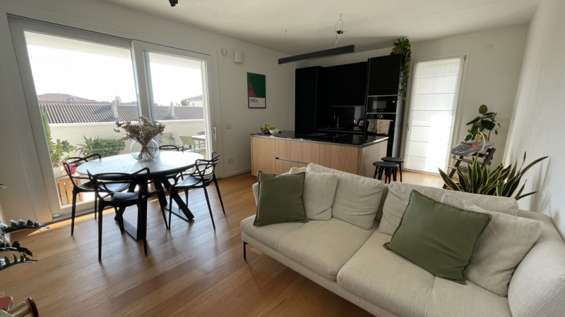 CHIESANUOVA - PADOVA

RIF. AGENZIA DB298 Agente Daniela   333 2728322

Proponiamo un appartamento...