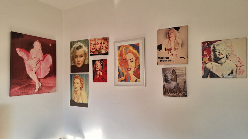 Nella zona ovest della città, comodissimo al centro città e molto ben servito da mezzi di traspos...